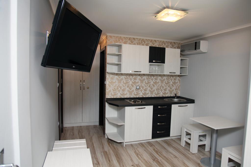 Silver House Hostel Čačak Стая снимка